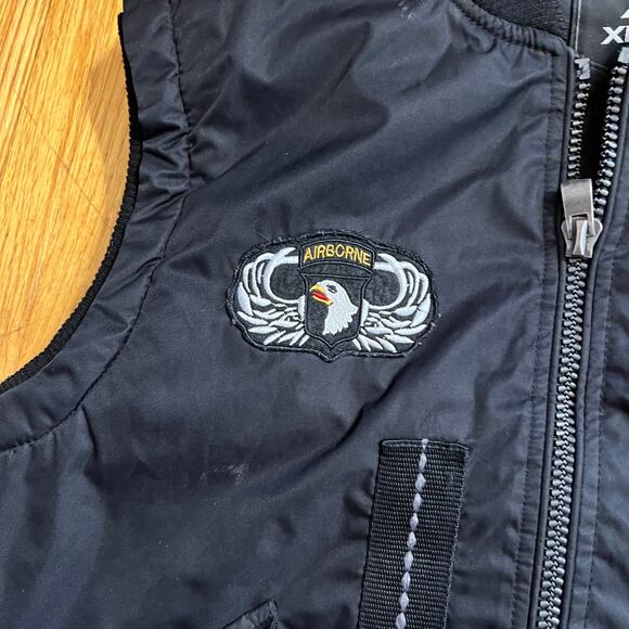XRAY Jeans Vest Mens Medium Black Hooded Airborne Army Vest Quilted Coat - Picture 3 of 9